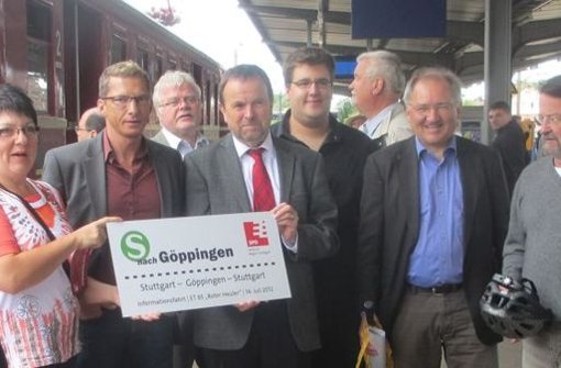 Die SPD-Fraktion von Region und Kreistag hat mit dem Roten Heuler schon einmal eine Probe-S-Bahn-Fahrt nach Göppingen unternommen. Foto: SPD
