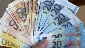 Polizei findet Tausende Euro Falschgeld