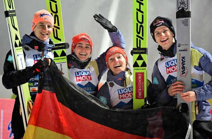 Deutsches Skisprung-Team holt WM-Gold im Mixed