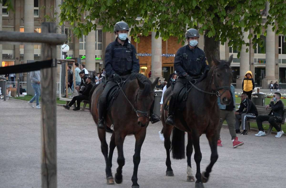 Insgesamt haben sich die Stuttgarter der Polizei zufolge weitgehend an die Corona-Regeln gehalten.