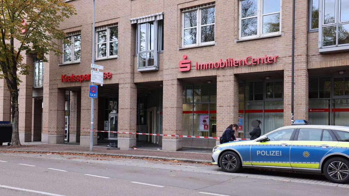 45-Jähriger soll Kollegen in Kirchheim niedergestochen haben: Angeklagter zwingt Richter  zu Schauspieleinlage