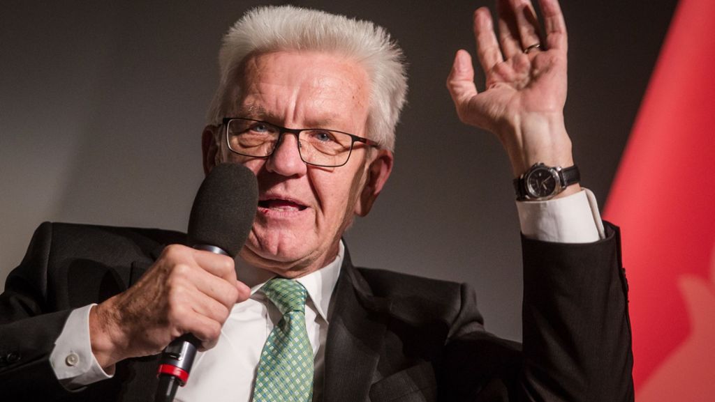  Von Pampa bis Männerhorde: Ministerpräsident Winfried Kretschmann eckt mit seiner Wortwahl bei den Grünen an, gelobt nun aber Besserung. Er wolle sich in Zukunft wieder „streng an eine staatstragende Linie halten“. 