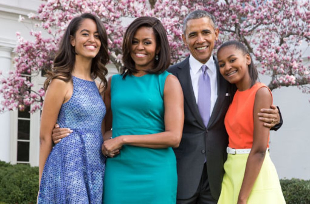 US-Präsident Barack Obama mit seiner Frau Michelle mit den Töchtern Malia (links) und Sasha...