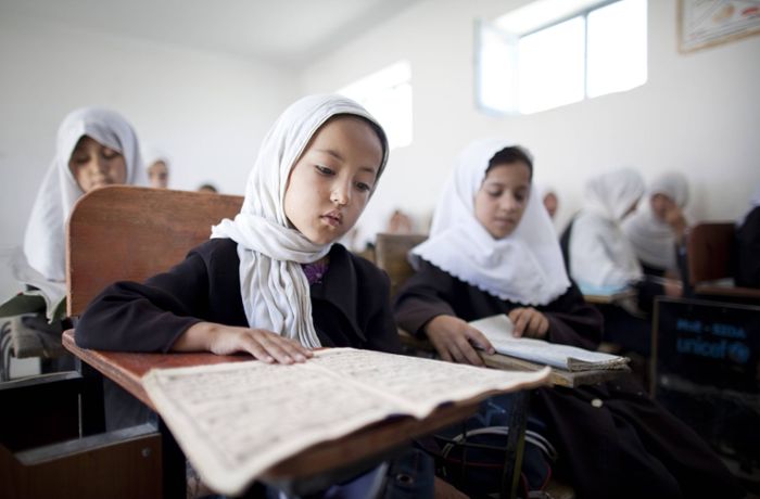 Taliban wollen Schulen für Mädchen wieder öffnen