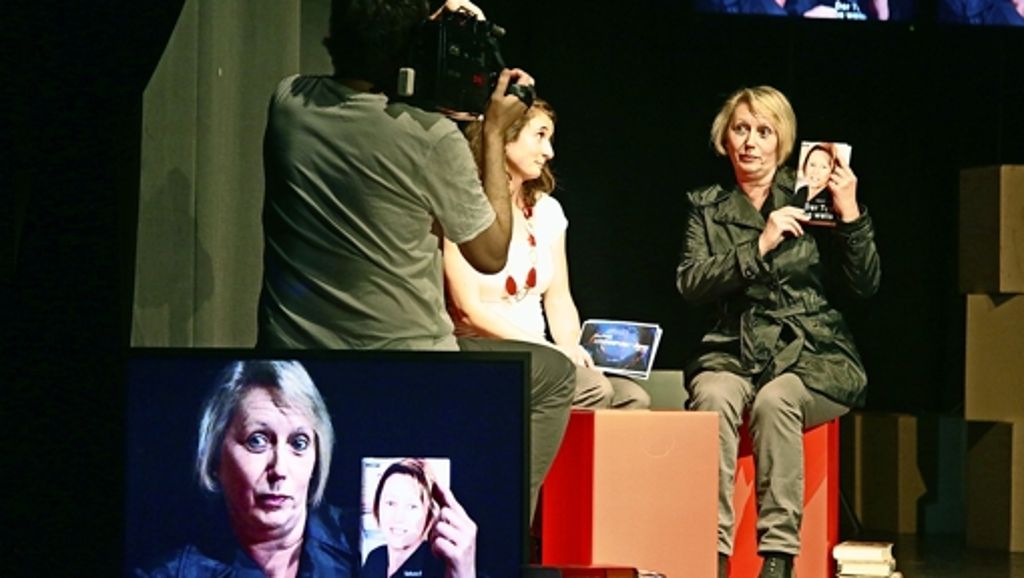 Göppinger Da-Capo-Theater präsentiert  „Call me God“: Die Realität stellt die Fiktion in den Schatten