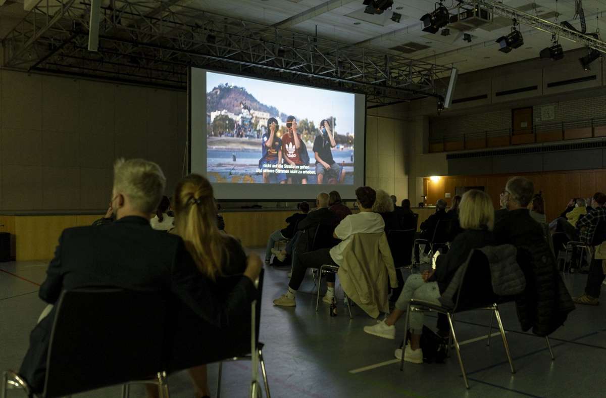 Seine Premiere feierte „Dear Future Children“ in der Heimat des Regisseurs, in Gerlingen.