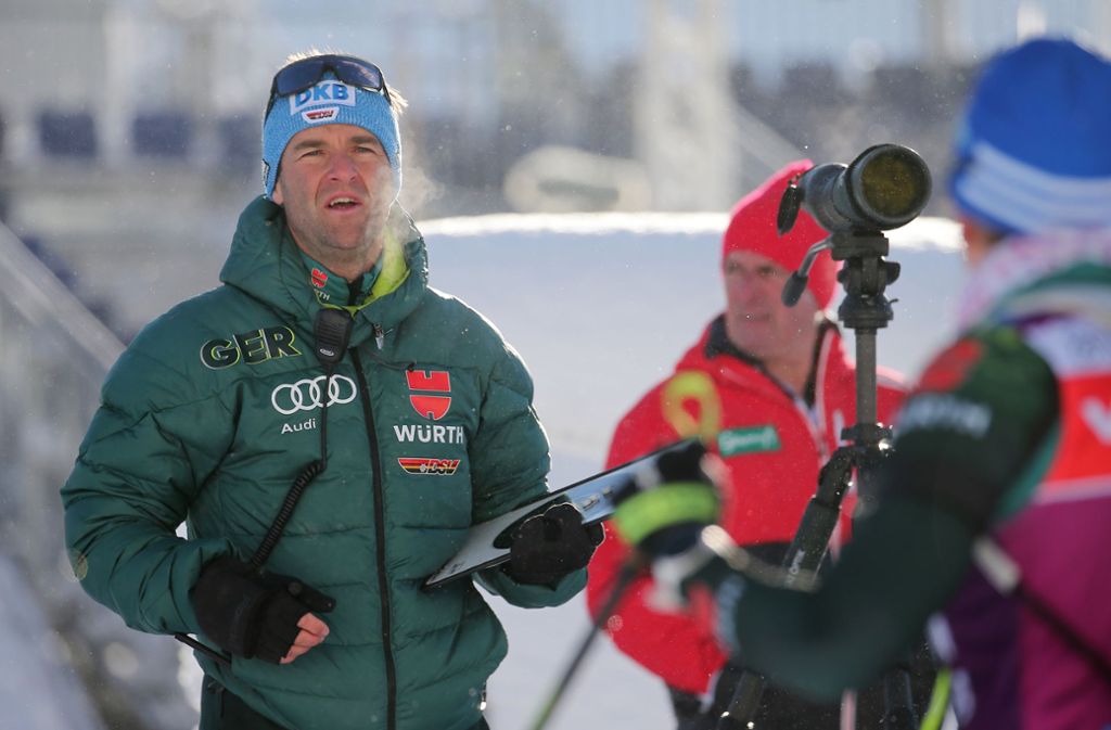 Florian Steirer wurde am 5. Januar 1982 geboren. Der Österreicher hat seine Trainerausbildung beim Deutschen Skiverband absolviert - nach Olympia 2018 wurde er zu Mehringers Assitenten berufen, allerdings arbeiten beide auf Augenhöhe zusammen. Seit Herbst macht er sein Trainerstudium in Köln.