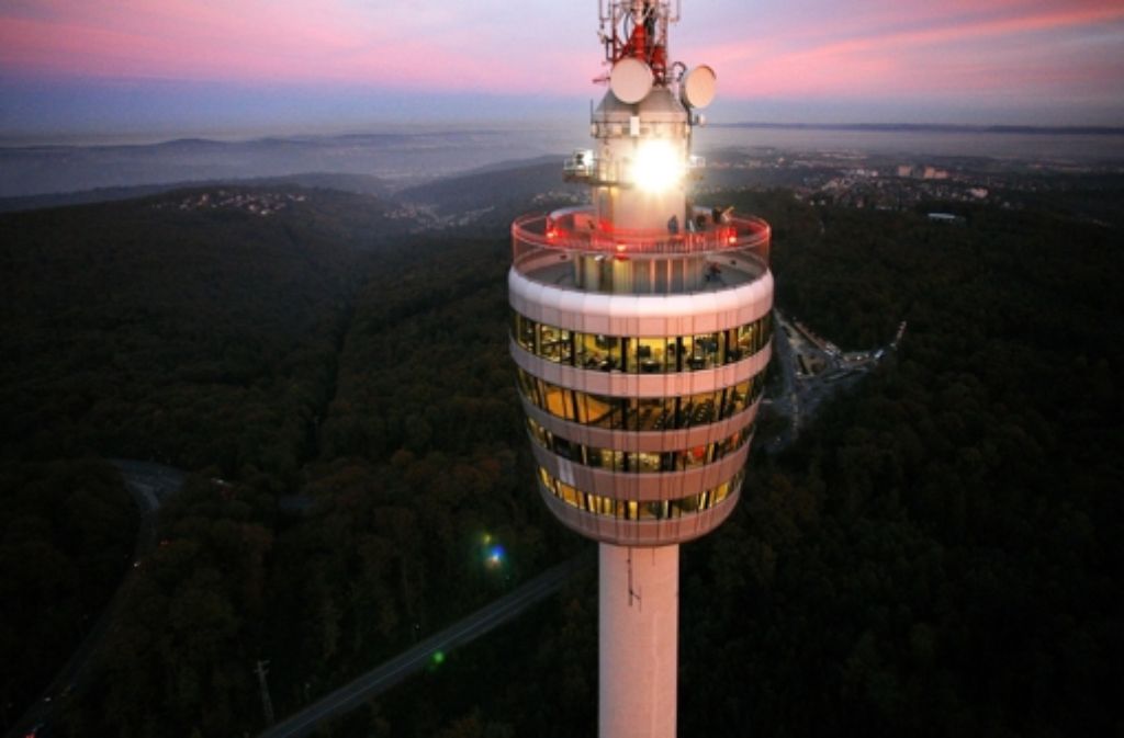 Ende September 2014 veröffentlicht der SWR eine neue Kostenrechnung, nach der die Sanierung des Turms 1,8 Millionen Euro kosten wird – 50 Prozent mehr als bisher angenommen. Die Mehrkosten will der Sender aber alleine tragen.