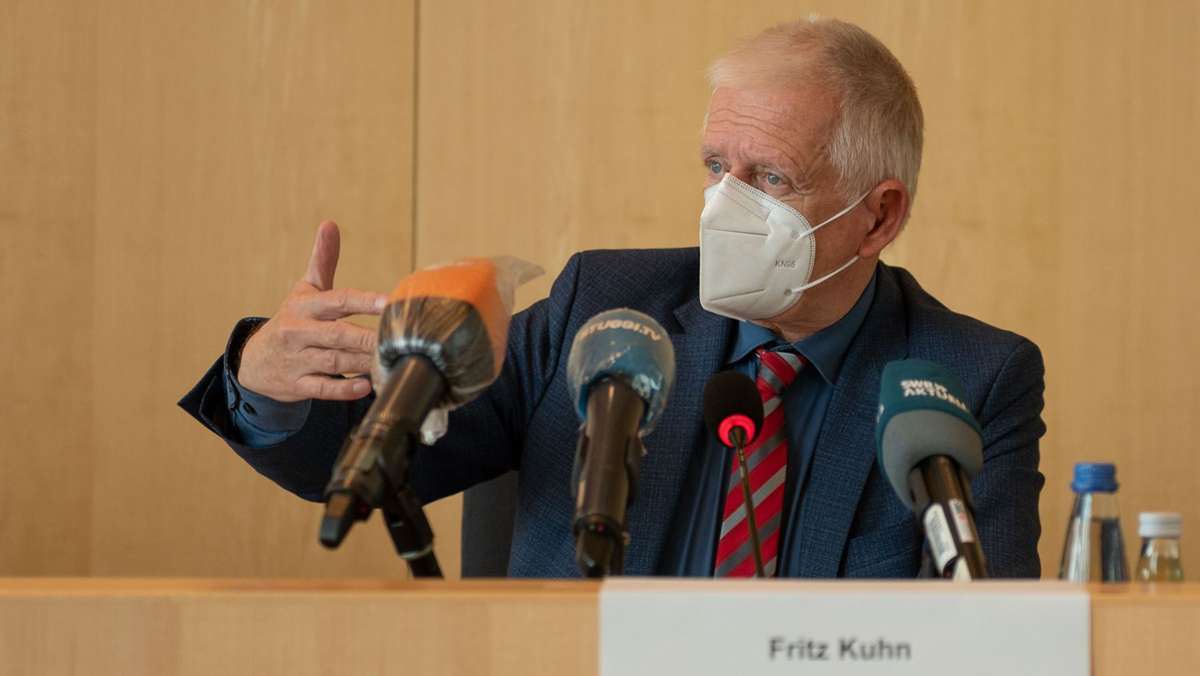 Wegen des Streikaufrufs der Gewerkschaft Verdi fährt das Klinikum Stuttgart am Montag und Dienstag nur im Notbetrieb. Stuttgarts Oberbürgermeister Fritz Kuhn kritisiert die Verantwortlichen, während der Corona-Pandemie zum Streik aufzurufen. 