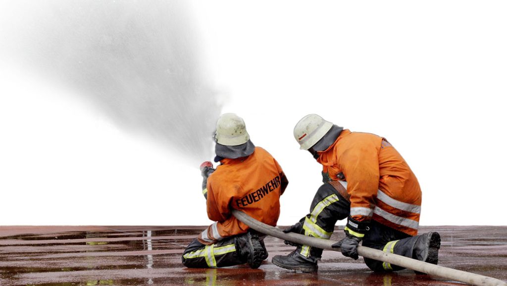 Kooperation der Einsatzkräfte in Ditzingen: Zwei  Feuerwehrabteilungen stehen vor der Fusion