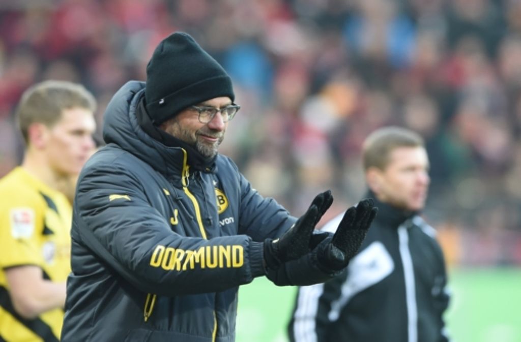 „Ich habe der Mannschaft schon vor dem Spiel gesagt, dass sie sich verdammt noch mal richtig freuen soll, wenn wir gewinnen - und nicht nur erleichtert sein soll.“(Dortmunds Trainer Jürgen Klopp nach dem 3:0 in Freiburg)