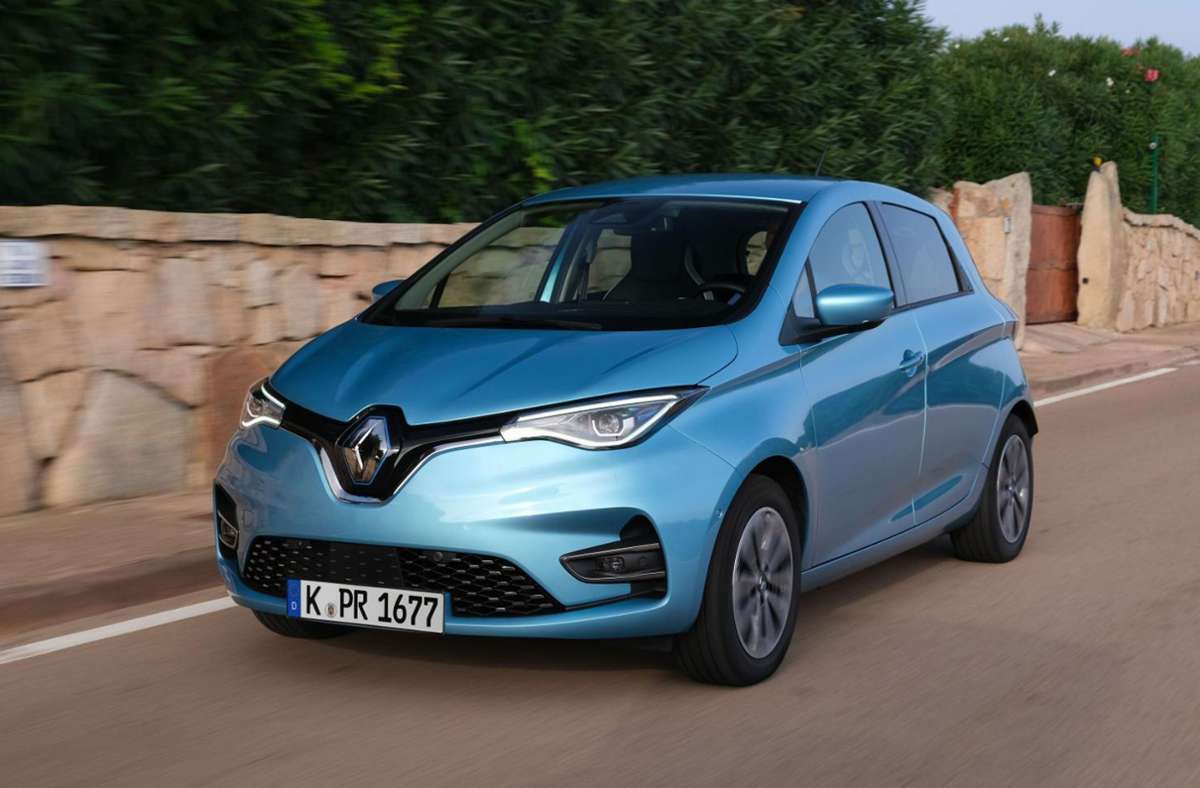 Der Renault Zoe gehört seit Jahren zu den meistverkauften Elektroautos in Deutschland. Er ist mit zwei Akkugrößen erhältlich, der Grundpreis liegt bei 29 900 (Reichweite: 316 Kilometer).