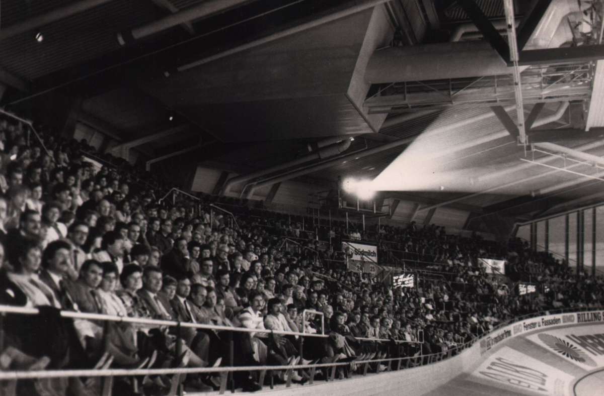 Das erste Publikum im September 1983 in der Schleyerhalle