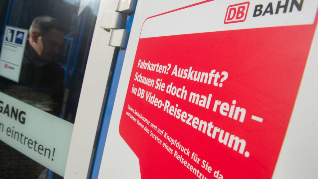 Böblingen: Testbetrieb für Video-Reisezentrum der Deutschen Bahn gestartet