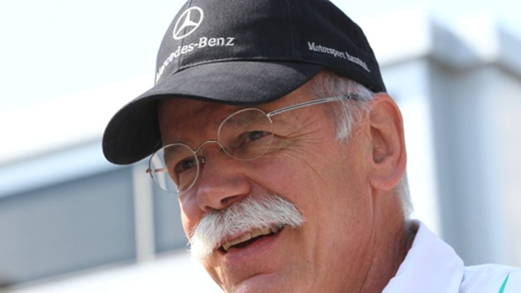  Nach der Bekanntgabe der Eckdaten zum zweiten Quartal vergangene Woche ist die Daimler-Aktie am Freitag ein 52-Wochen-Hoch geklettert. Ob der Positivtrend der letzten Zeit anhält, darüber sind sich Analysten allerdings nicht einig 