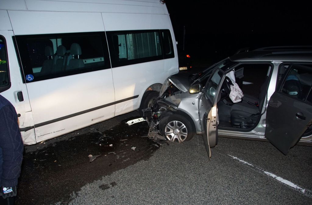 Die Skoda-Fahrerin wurde bei dem Unfall leicht verletzt.