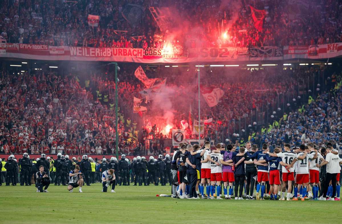 Die 6000 VfB-Fans ...