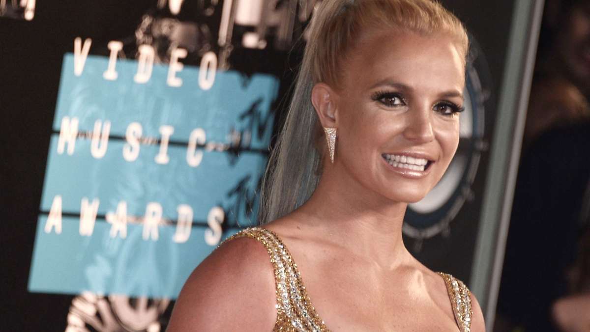  Fans machen sich Sorgen um Britney Spears und fordern #FreeBritney. Der Grund sind seltsame Postings auf dem Instagram-Account der Sängerin. 