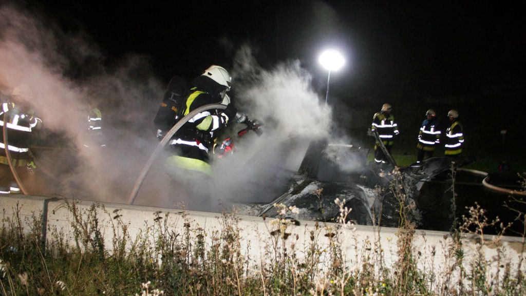 Tödlicher Felsbrocken-Unfall auf A81: Autobahn bleibt in Richtung Stuttgart gesperrt