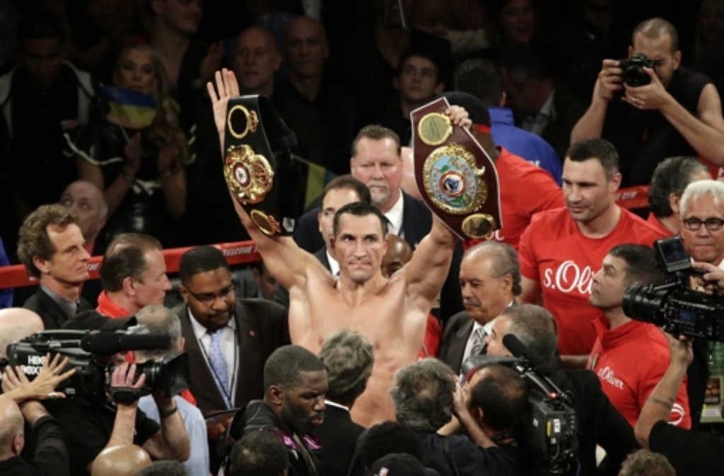 Wladimir Klitschko bleibt nach seinem Punktsieg gegen Bryant Jennings im Madison Square Garden in New York Boxweltmeister.