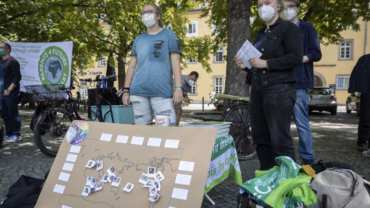  Die Stuttgarter Sektion der Fridays-for-Future-Demonstranten hat OB-Frank Nopper ein wenig schmeichelhaftes Zeugnis für die Klimapolitik ausgestellt. Der Rathauschef will jetzt das Gespräch suchen. 