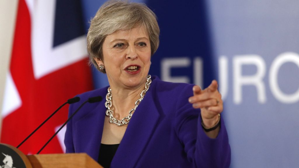 Brexit-Chaos: Theresa May muss sich Misstrauensvotum stellen