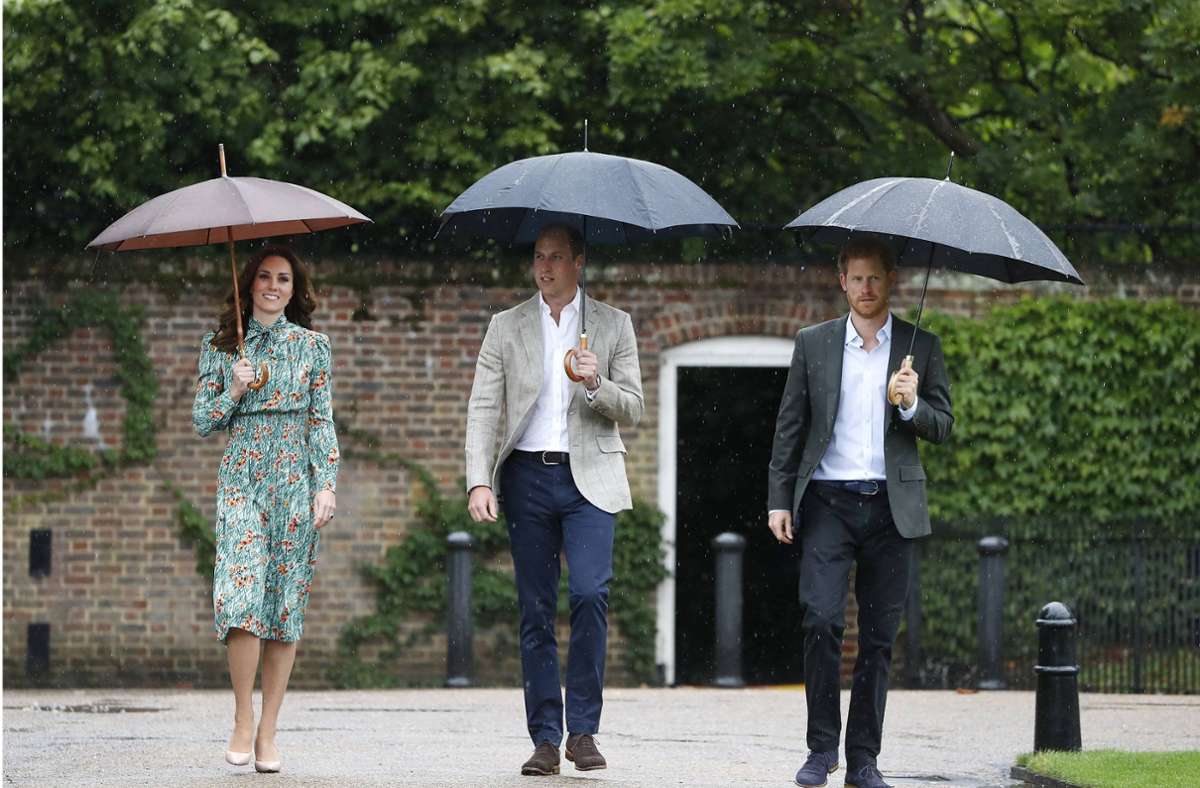 2017: William, Kate und Harry beim Gedenken an den 20. Todestag von Prinzessin Diana, der Mutter der Prinzen.