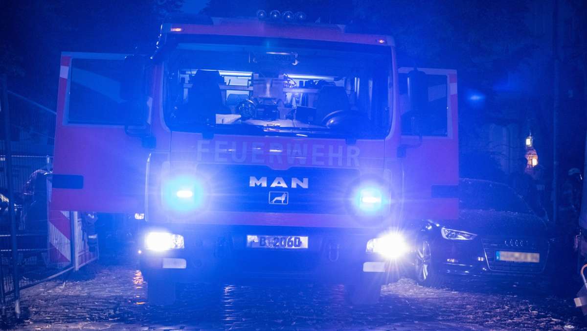 Mülleimerbrände in Esslingen: Polizei sucht Brandstifter