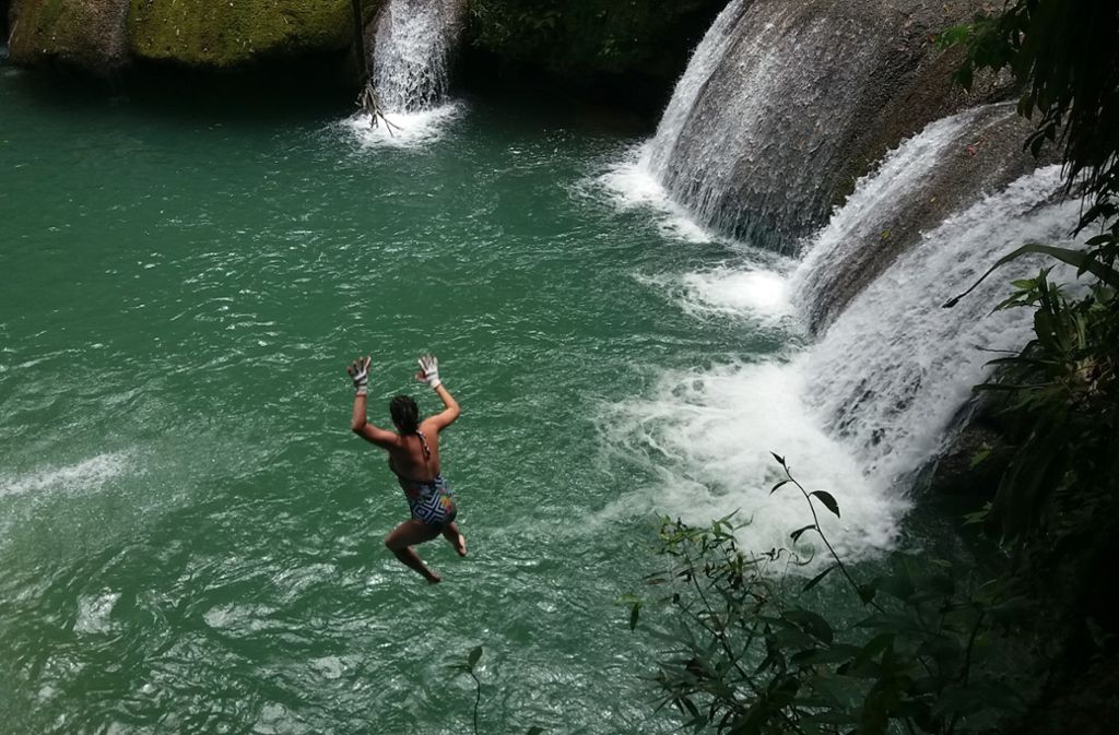 Einfach mal loslassen: Die Y.S. Falls im Süden Jamaikas