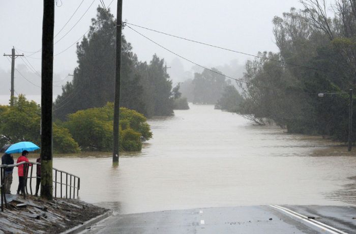 Hochwasser treibt tausende weitere Menschen in die Flucht
