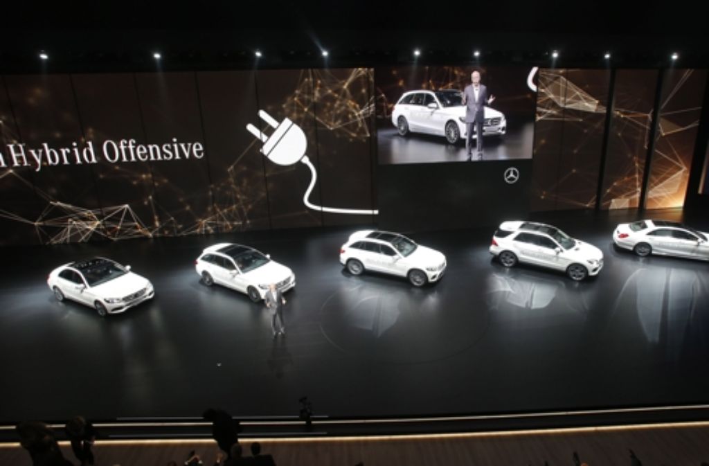 .Außerdem stellte Mercedes-Benz neue Hybridautos vor.