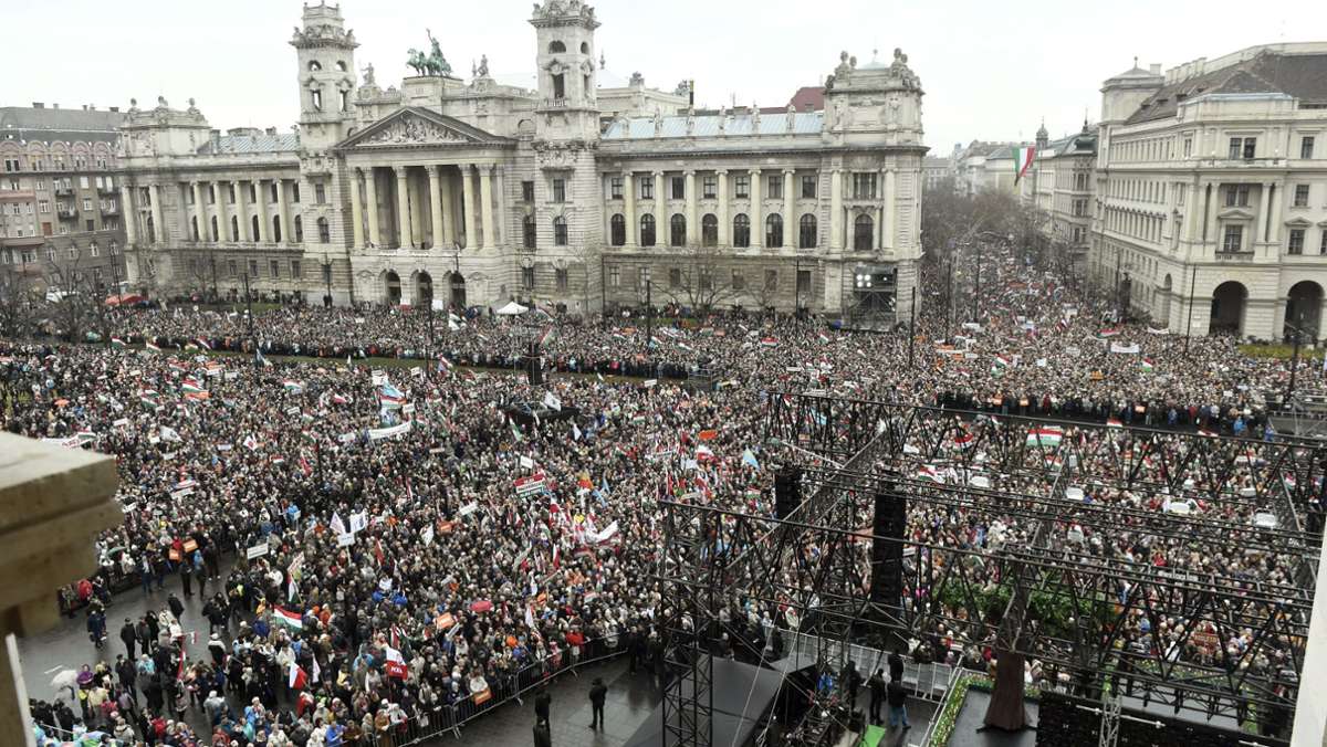 Präsidentenwahl in Ungarn: Kriegsgewinnler Viktor Orban