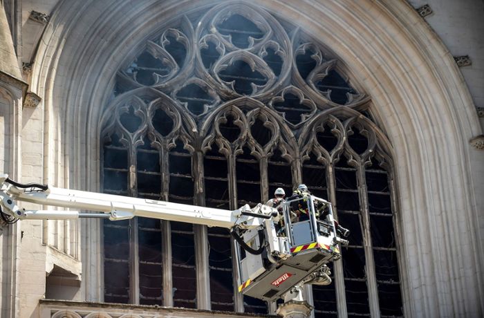 Polizei ermittelt wegen Brand in der Kathedrale von Nantes