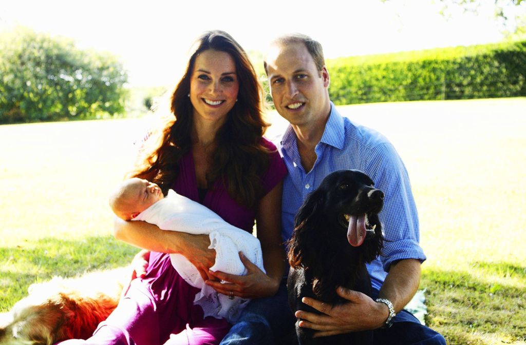 Das Talent hinter der Kamera muss in den Genen liegen: Als George noch in den Windeln lag, lichtete Kates Vater Michael Middleton die junge Familie ab.
