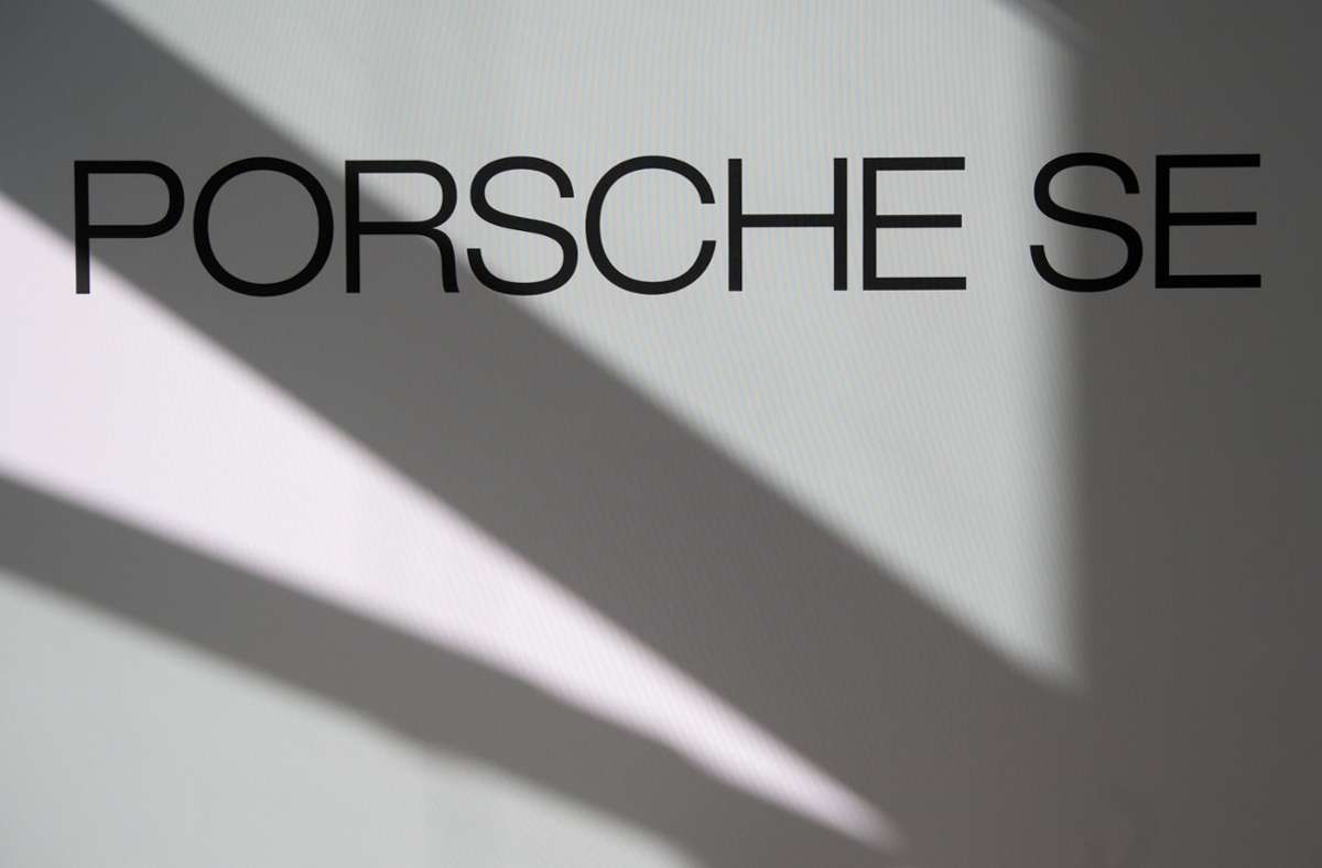 Aktionäre werfen Porsche SE vor, sie zu spät über die Auswirkungen des Dieselskandals informiert zu haben. Foto: dpa/Marijan Murat