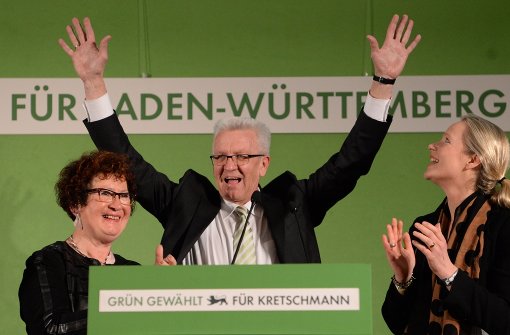 Nach dem furiosen Sieg bei der Landtagswahl ist der Grüne Winfried Kretschmann nun laut Politbarometer auch der beliebteste Politiker. (Archivfoto) Foto: dpa