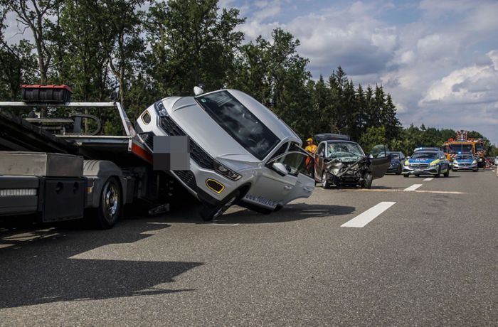 A81 bei Böblingen-Hulb: Fahrprüfung endet mit drei Leichtverletzten