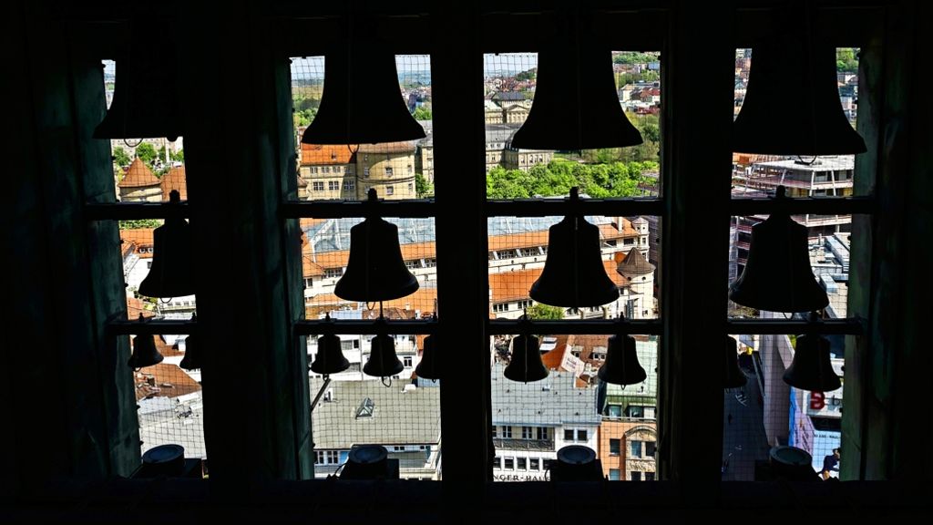 Das Glockenspiel vom Stuttgarter Rathausturm: Musik von  oben