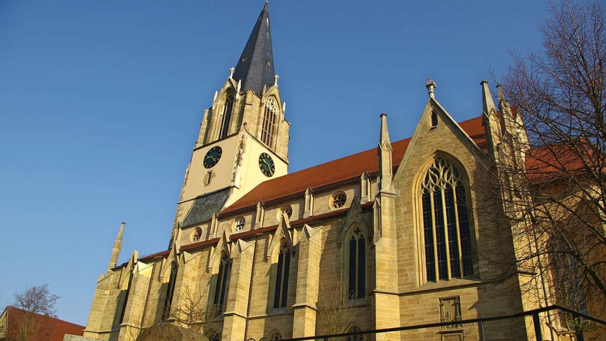  Der Kirchengemeinderat hat die Läute­ordnung überarbeitet und bauliche Veränderungen am Turm der Martinskirche vornehmen lassen. Vorausgegangen waren dem Beschwerden. 