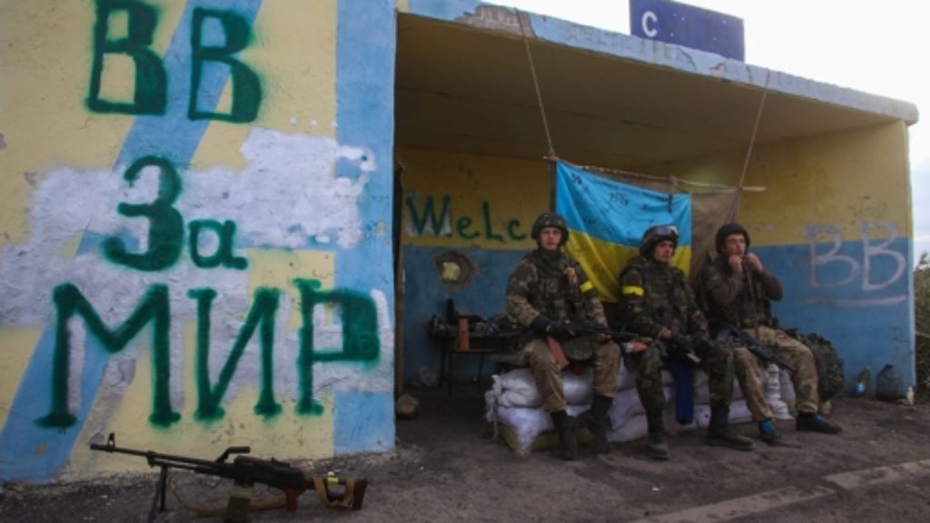 Ostukraine: Separatisten setzen Wahl für November an