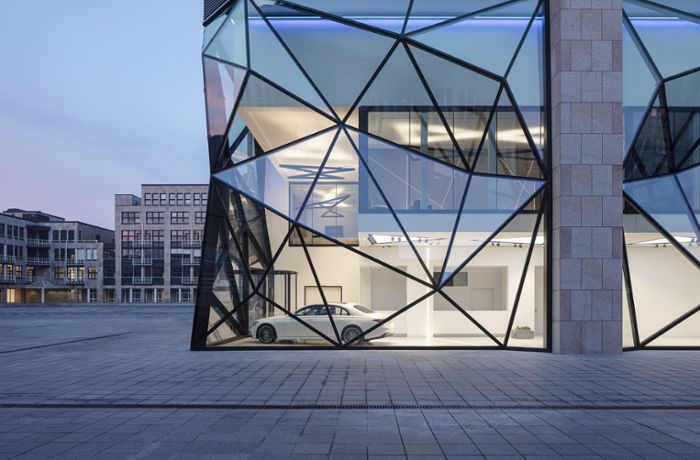 IT-Haus feiert Eröffnung  in Stuttgart-Möhringen: Bechtle zieht in ehemalige Daimler-Zentrale auf der Sternhöhe