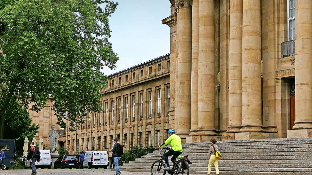 Konflikt mit Hauptradroute in Stuttgart beendet: Grünes Licht für Außengastro vor der Oper