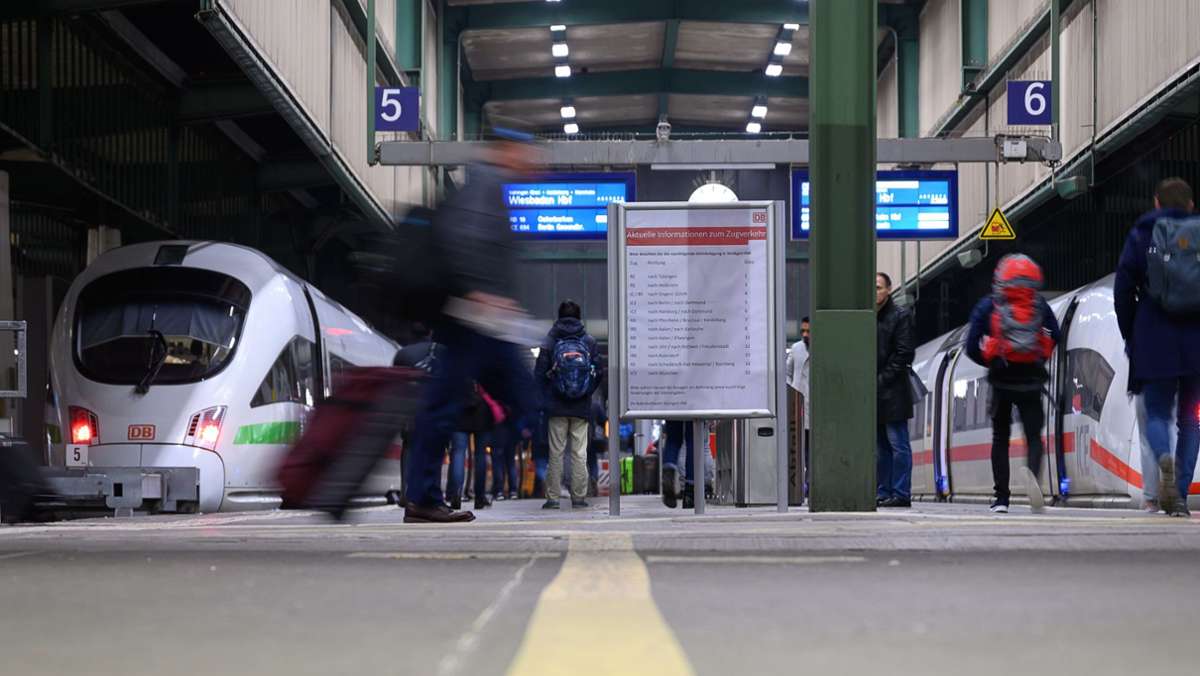 Coronavirus in Stuttgart: Corona-Teststation am Hauptbahnhof nimmt Betrieb auf
