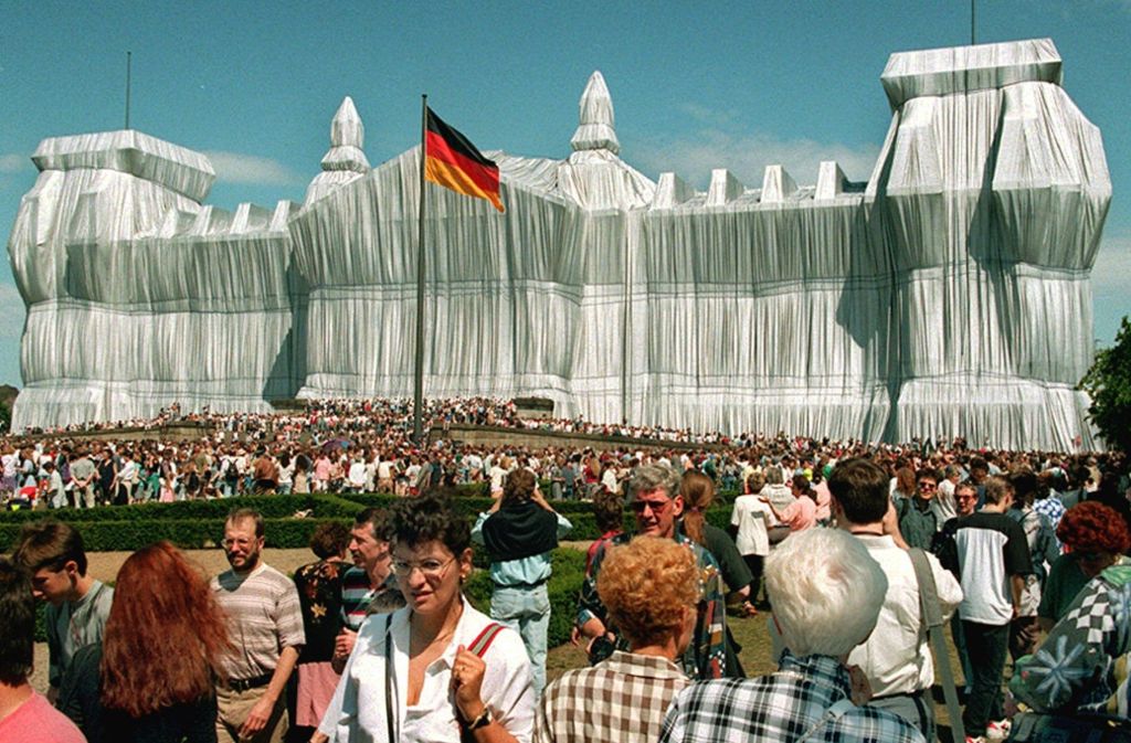 Der verhüllte Reichstag 1995
