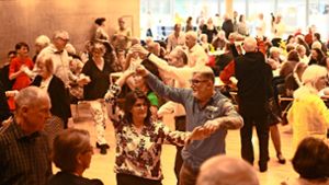 Zu Gast beim Tanztee in Freiberg am Neckar: Gepflegtes Tanzen bleibt immer modern