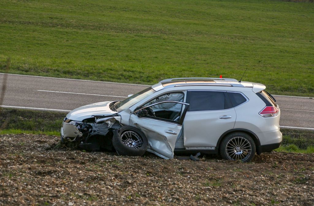 Der Nissan-Fahrer wurde schwer verletzt. Foto: 7aktuell.de/Christina Zambito