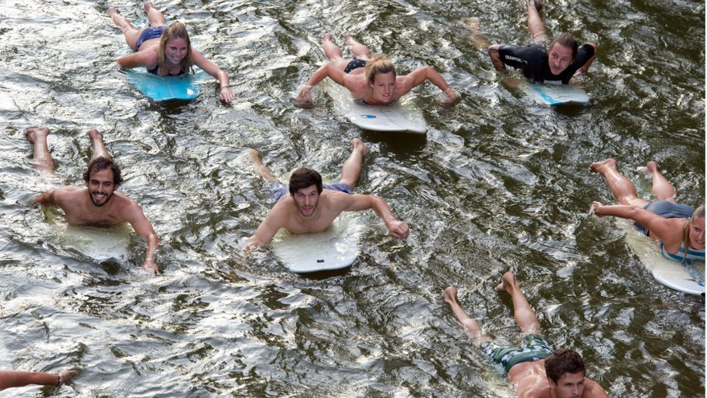 Surfen auf dem Neckar in Stuttgart: OB prüft Verwirklichung  der Neckarwelle