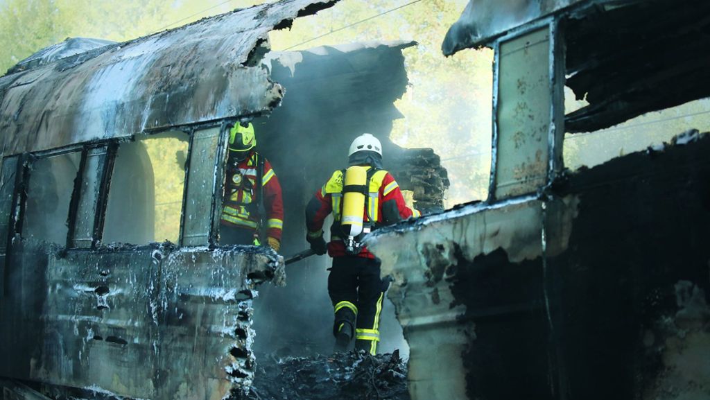 Feuer in ICE bei Köln: Brand im ICE löst kritische Fragen aus