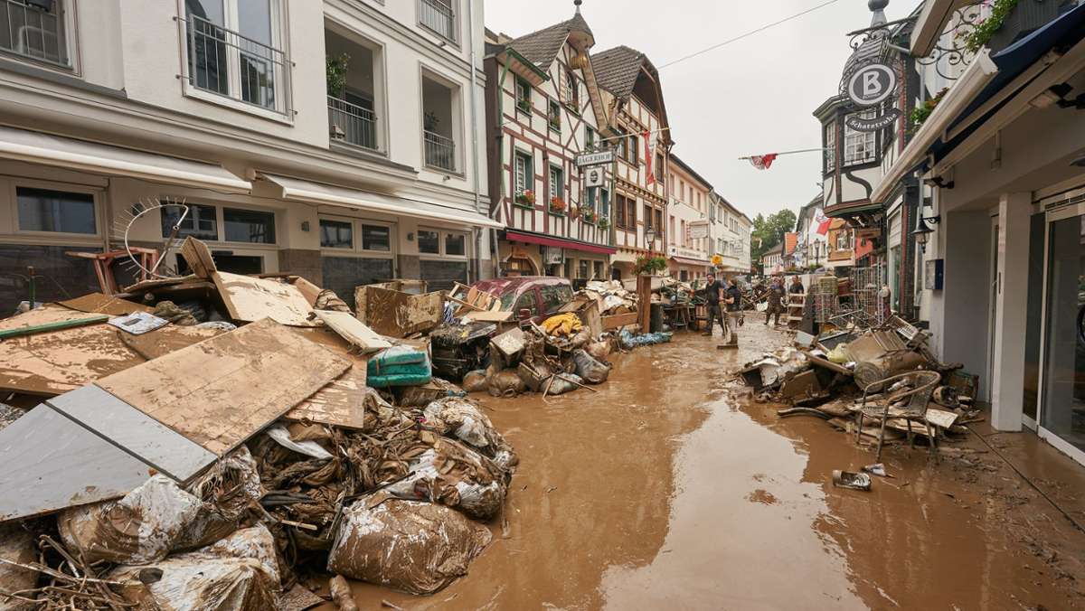  Für den Wiederaufbau der vom Hochwasser betroffenen Gebiete sollen 30 Milliarden Euro bereit gestellt werden. 