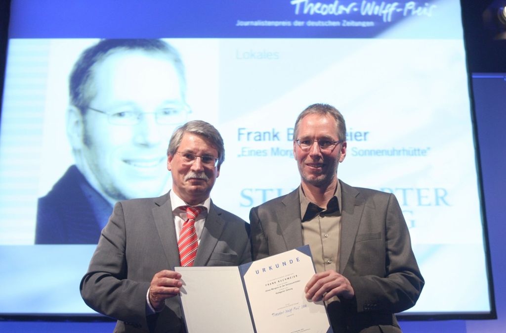 ... und 2010 mit dem Theodor-Wolff-Preis, der ihm von Bernd Mathieu, Chefredakteur der Aachener Zeitung, in Bremen überreicht wurde.